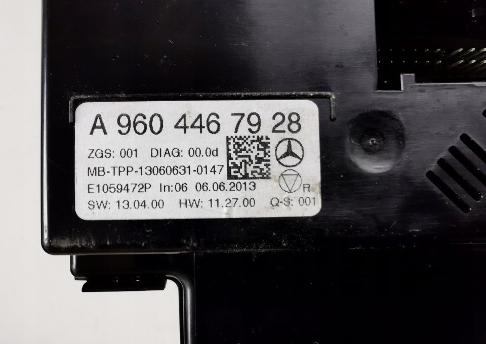 PANEL KLIMATYZACJI ACTROS MP4 A9604467928 - Calefacción/ Ventilación para Camión: foto 2 PANEL KLIMATYZACJI ACTROS MP4 A9604467928 - Calefacción/ Ventilación para Camión: foto 2