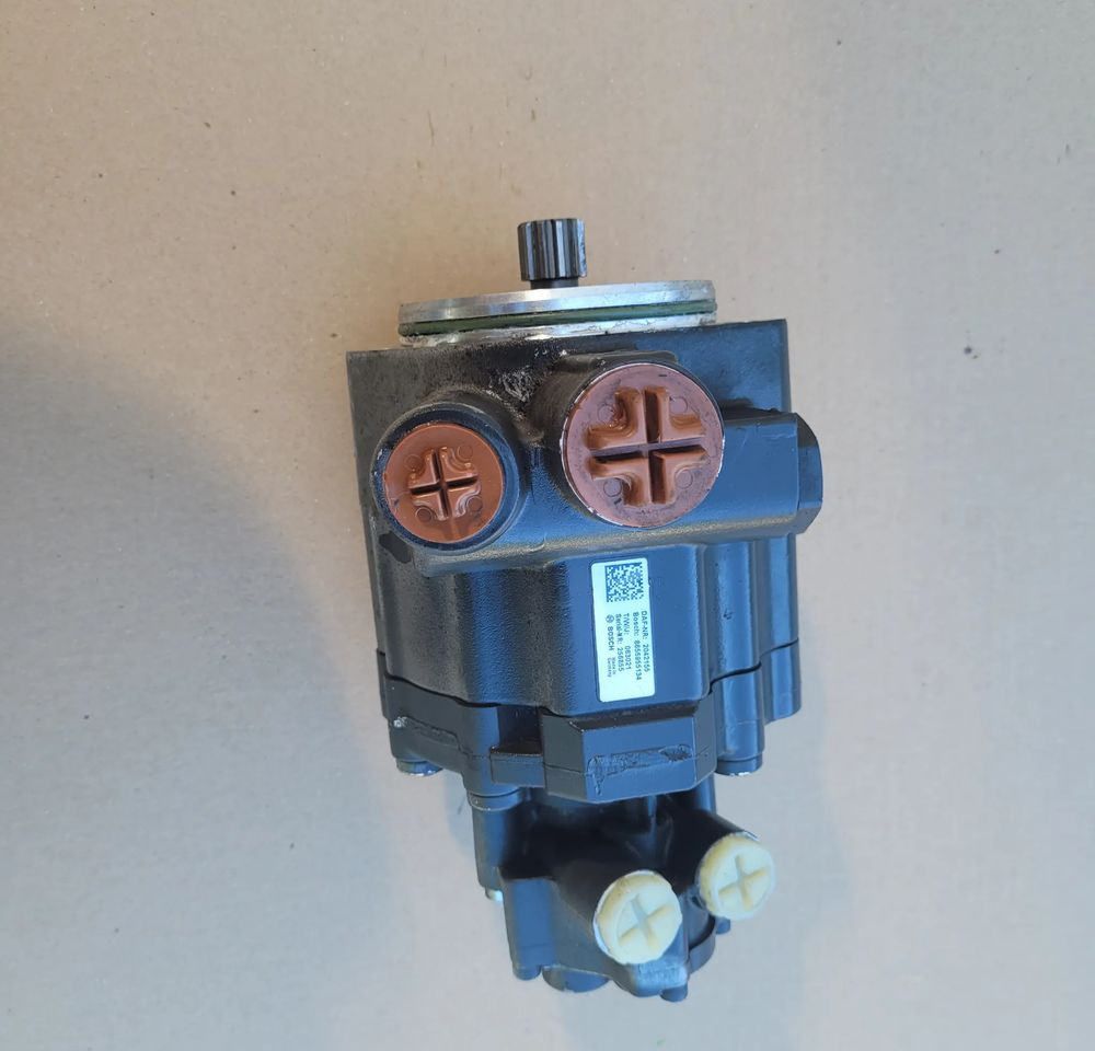 POMPA WSPOMAGANIA DAF XF 106 OM 2042155 - Bomba de dirección para Camión: foto 1 POMPA WSPOMAGANIA DAF XF 106 OM 2042155 - Bomba de dirección para Camión: foto 1