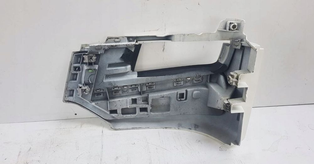 POSZYCIE ZDERZAK MAN TGS ORYGINAŁ RH. - Parachoques para Camión: foto 2 POSZYCIE ZDERZAK MAN TGS ORYGINAŁ RH. - Parachoques para Camión: foto 2