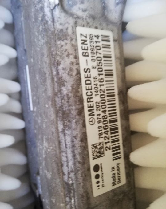 PRZEKŁADNIA KIEROWNICZA E klasa w212 elek. - Caja de dirección para Camión: foto 2 PRZEKŁADNIA KIEROWNICZA E klasa w212 elek. - Caja de dirección para Camión: foto 2