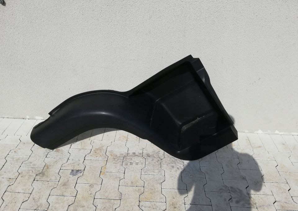 STOPNICA WŁAZ IVECO EUROCARGO 120/ RH/LH ORYGINAŁ - Peldaño para Camión: foto 1 STOPNICA WŁAZ IVECO EUROCARGO 120/ RH/LH ORYGINAŁ - Peldaño para Camión: foto 1