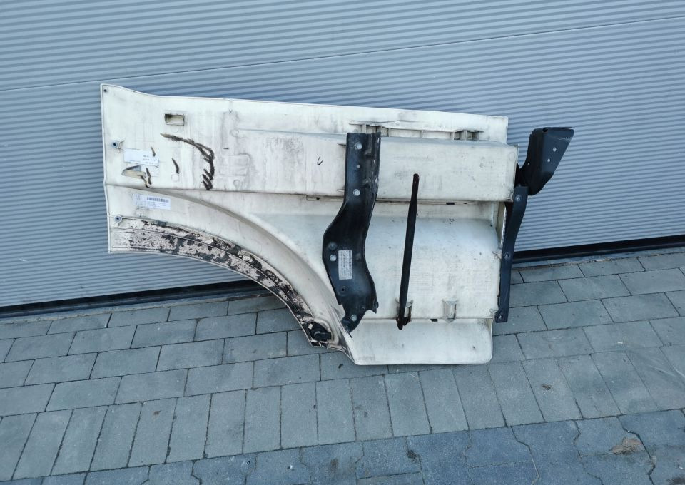 STOPNICA WŁAZ MERCEDES ACTROS MP4 A9606664103 - Peldaño: foto 3 STOPNICA WŁAZ MERCEDES ACTROS MP4 A9606664103 - Peldaño: foto 3