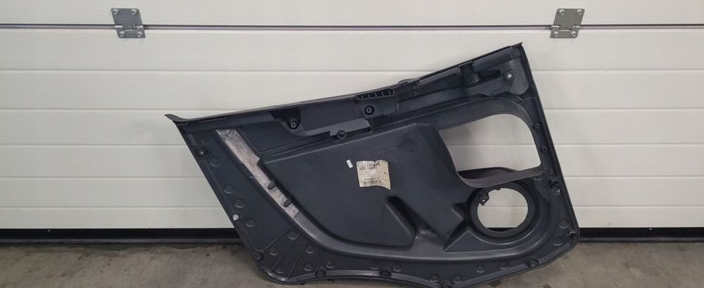 TAPICERKA DRZWI IVECO EUROCARGO E6 RH 504266737 - Puerta y piezas para Camión: foto 2 TAPICERKA DRZWI IVECO EUROCARGO E6 RH 504266737 - Puerta y piezas para Camión: foto 2