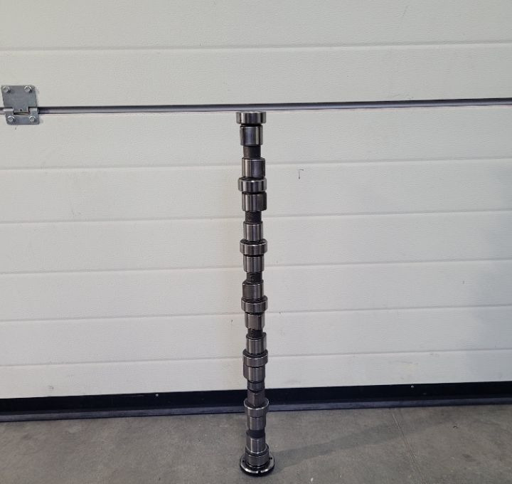 WALEK ROZRZĄDU IVECO EUROCARGO OM 504345138 - Árbol de levas para Camión: foto 1 WALEK ROZRZĄDU IVECO EUROCARGO OM 504345138 - Árbol de levas para Camión: foto 1