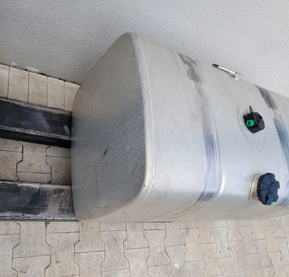 ZBIORNIK PALIWA DAF XF 106 CF 430L - Depósito de combustible para Camión: foto 3 ZBIORNIK PALIWA DAF XF 106 CF 430L - Depósito de combustible para Camión: foto 3