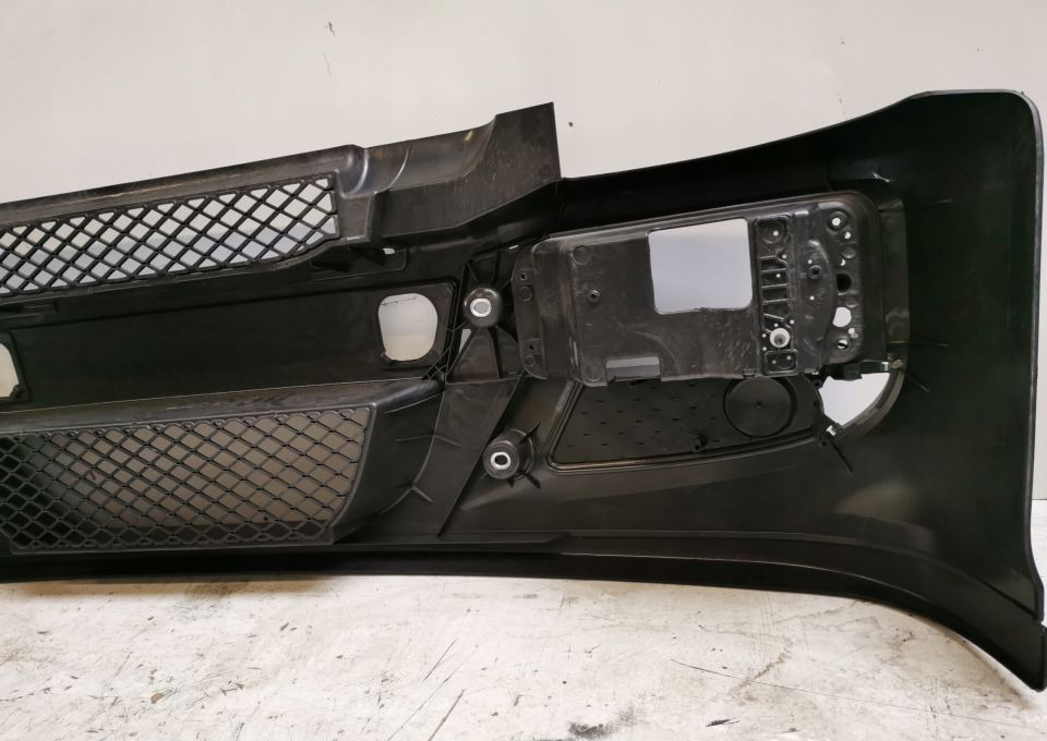 ZDERZAK IVECO EUROCARGO WYSOKI 120 2008/2018 - Parachoques: foto 4 ZDERZAK IVECO EUROCARGO WYSOKI 120 2008/2018 - Parachoques: foto 4