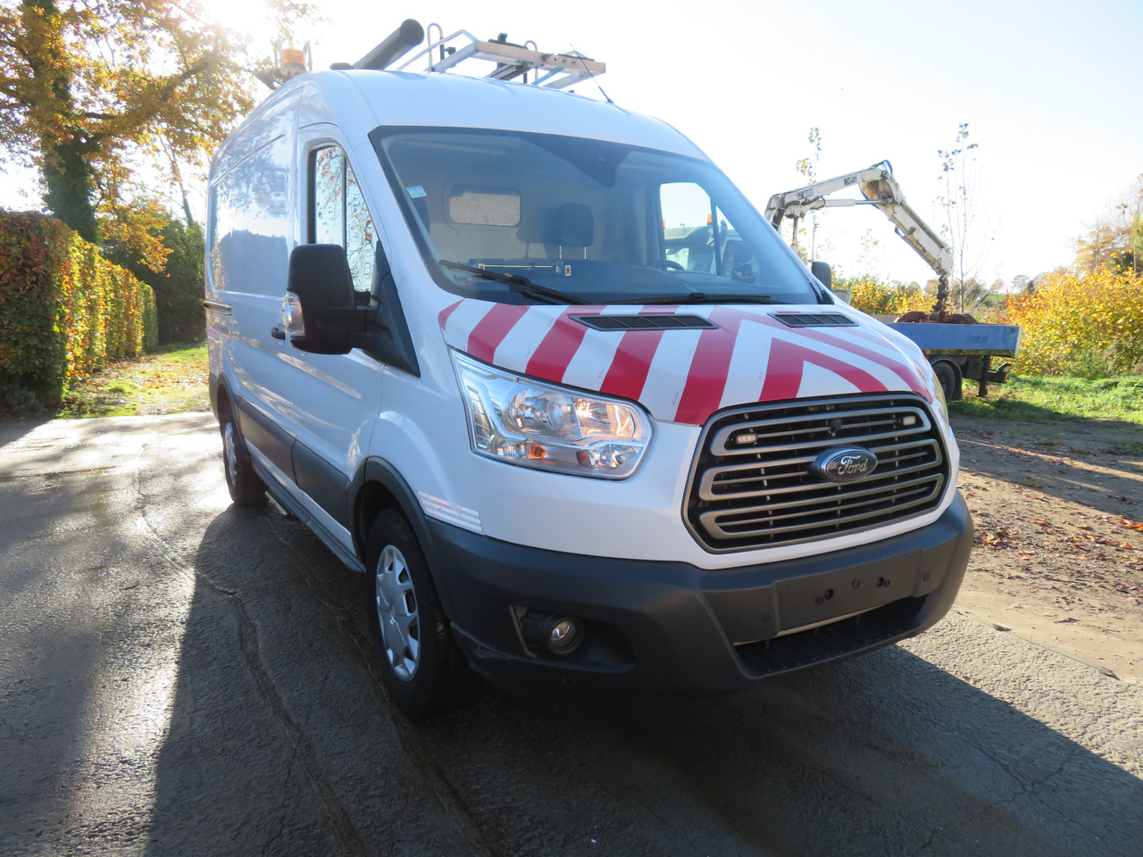 Ford Transit 2.0TDCi - L2H2 - Furgón: foto 1 Ford Transit 2.0TDCi - L2H2 - Furgón: foto 1