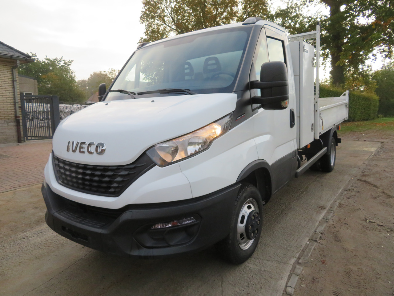 Iveco Daily 35C16 3.0 - L2 - Kipper - Volquete furgoneta: foto 3 Iveco Daily 35C16 3.0 - L2 - Kipper - Volquete furgoneta: foto 3