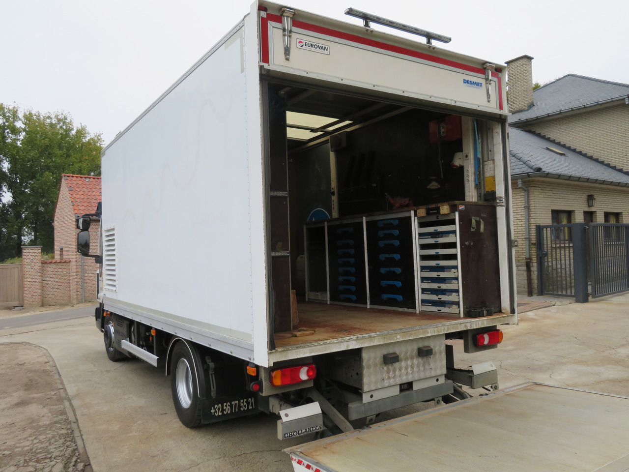 Iveco Eurocargo 120EL - Camión caja cerrada: foto 5 Iveco Eurocargo 120EL - Camión caja cerrada: foto 5