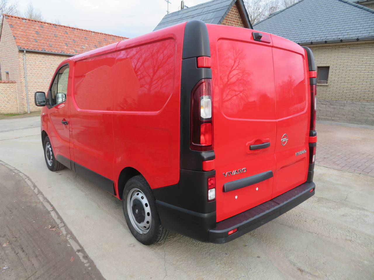 Opel Vivaro 1.6CDTI BI-Turbo - L1H1 - Furgoneta pequeña: foto 5 Opel Vivaro 1.6CDTI BI-Turbo - L1H1 - Furgoneta pequeña: foto 5