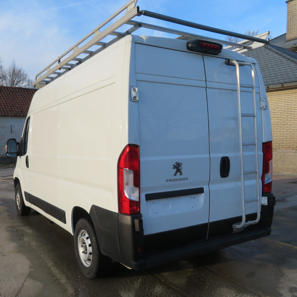 Peugeot Boxer 2.0 Blue HDI - Furgón: foto 5 Peugeot Boxer 2.0 Blue HDI - Furgón: foto 5