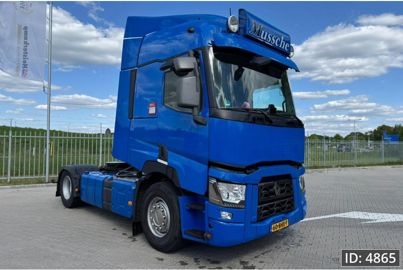Renault T 440 HighCab, Euro 6, / PTO / Good condition - Cabeza tractora: foto 4 Renault T 440 HighCab, Euro 6, / PTO / Good condition - Cabeza tractora: foto 4