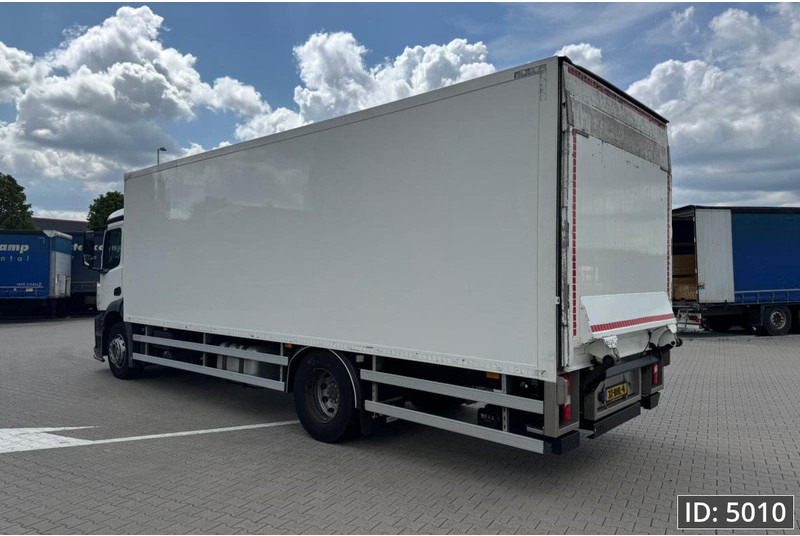 Mercedes-Benz Antos 1824 Day Cab, Euro 6, / Cargolift 2500KG - Camión caja cerrada: foto 2 Mercedes-Benz Antos 1824 Day Cab, Euro 6, / Cargolift 2500KG - Camión caja cerrada: foto 2