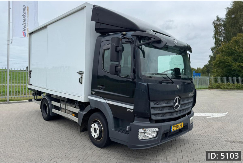 Mercedes-Benz Atego 916 Day Cab, Euro 6, BDF / Automatic / Hydraulic system - Camión portacontenedore/ Intercambiable: foto 4 Mercedes-Benz Atego 916 Day Cab, Euro 6, BDF / Automatic / Hydraulic system - Camión portacontenedore/ Intercambiable: foto 4