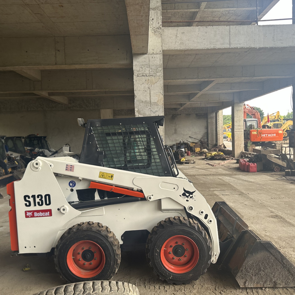 BOBCAT S130 Skid Steer Loader Click for Discount - Minicargadora: foto 3 BOBCAT S130 Skid Steer Loader Click for Discount - Minicargadora: foto 3
