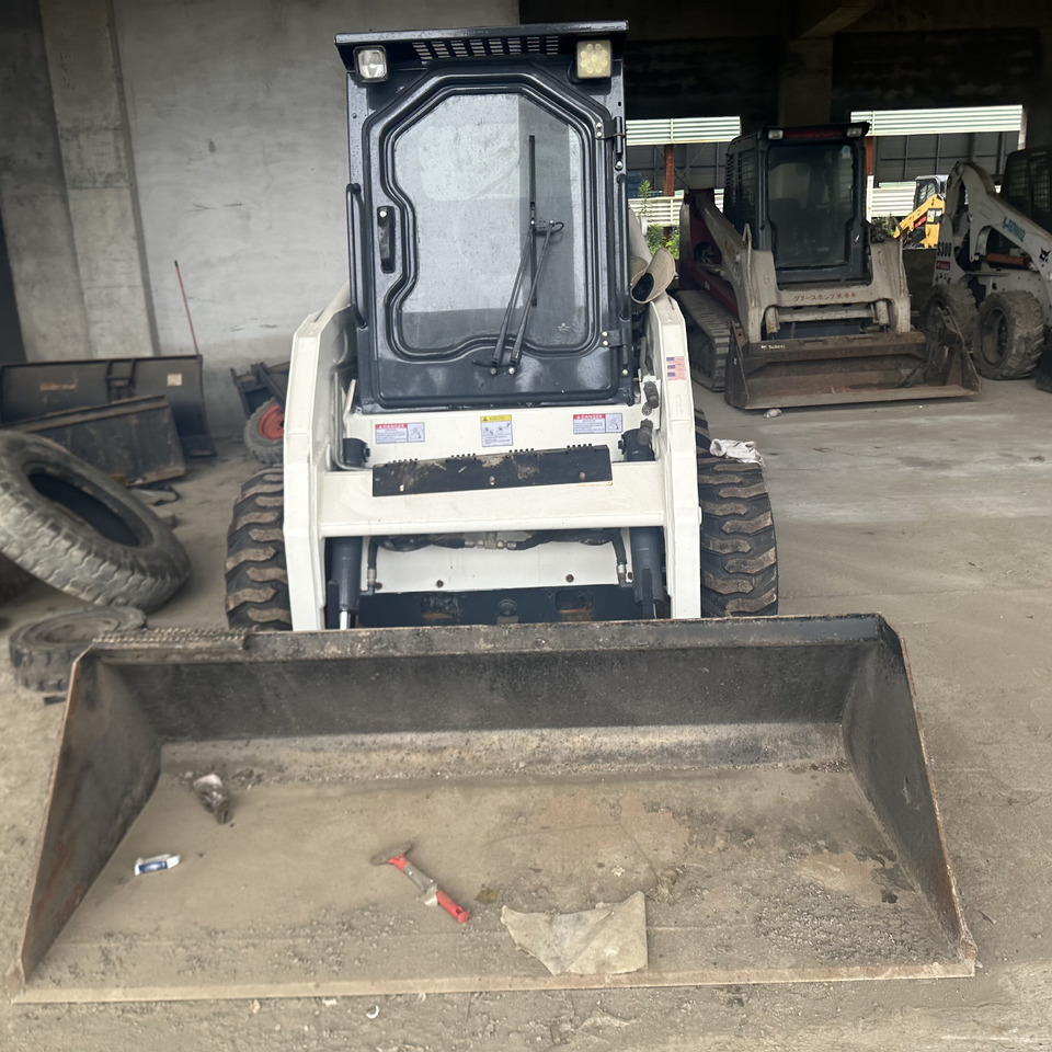BOBCAT S130 Skid Steer Loader Click for Discount - Minicargadora: foto 1 BOBCAT S130 Skid Steer Loader Click for Discount - Minicargadora: foto 1