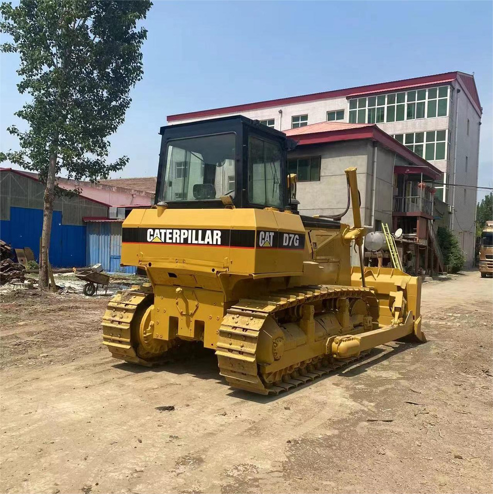 CATERPILLAR D7G Bulldozer - Bulldozer: foto 1 CATERPILLAR D7G Bulldozer - Bulldozer: foto 1