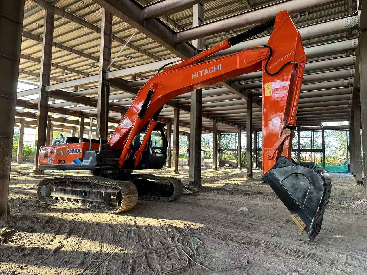 HITACHI ZX350 Excavator Click for Discount - Excavadora: foto 3 HITACHI ZX350 Excavator Click for Discount - Excavadora: foto 3