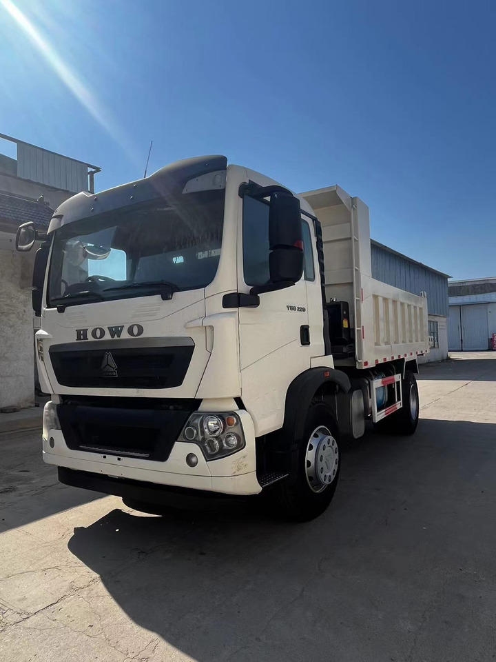 HOWO T5G 220 4✖2 Dump Truck - Camión volquete: foto 1 HOWO T5G 220 4✖2 Dump Truck - Camión volquete: foto 1