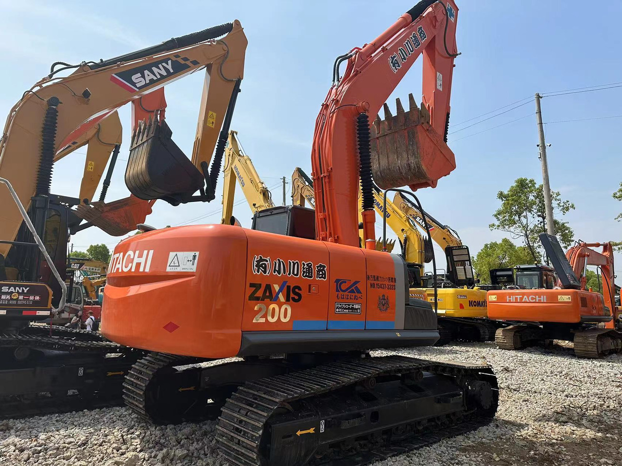 Hitachi ZX200 Excavator Click for Discount - Excavadora: foto 1 Hitachi ZX200 Excavator Click for Discount - Excavadora: foto 1