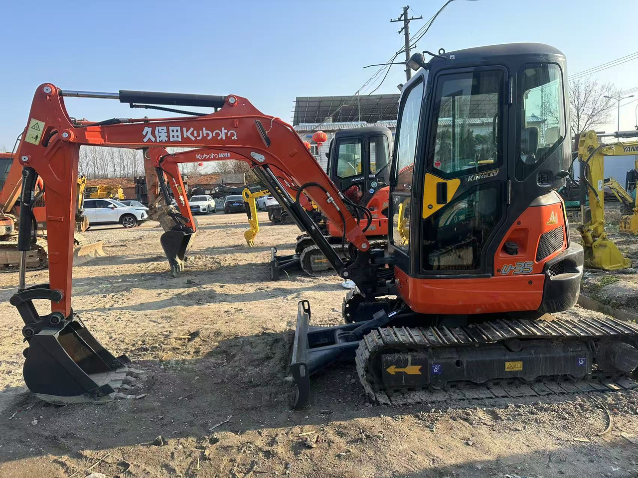 KOBELCO U35 - Excavadora de cadenas: foto 1 KOBELCO U35 - Excavadora de cadenas: foto 1