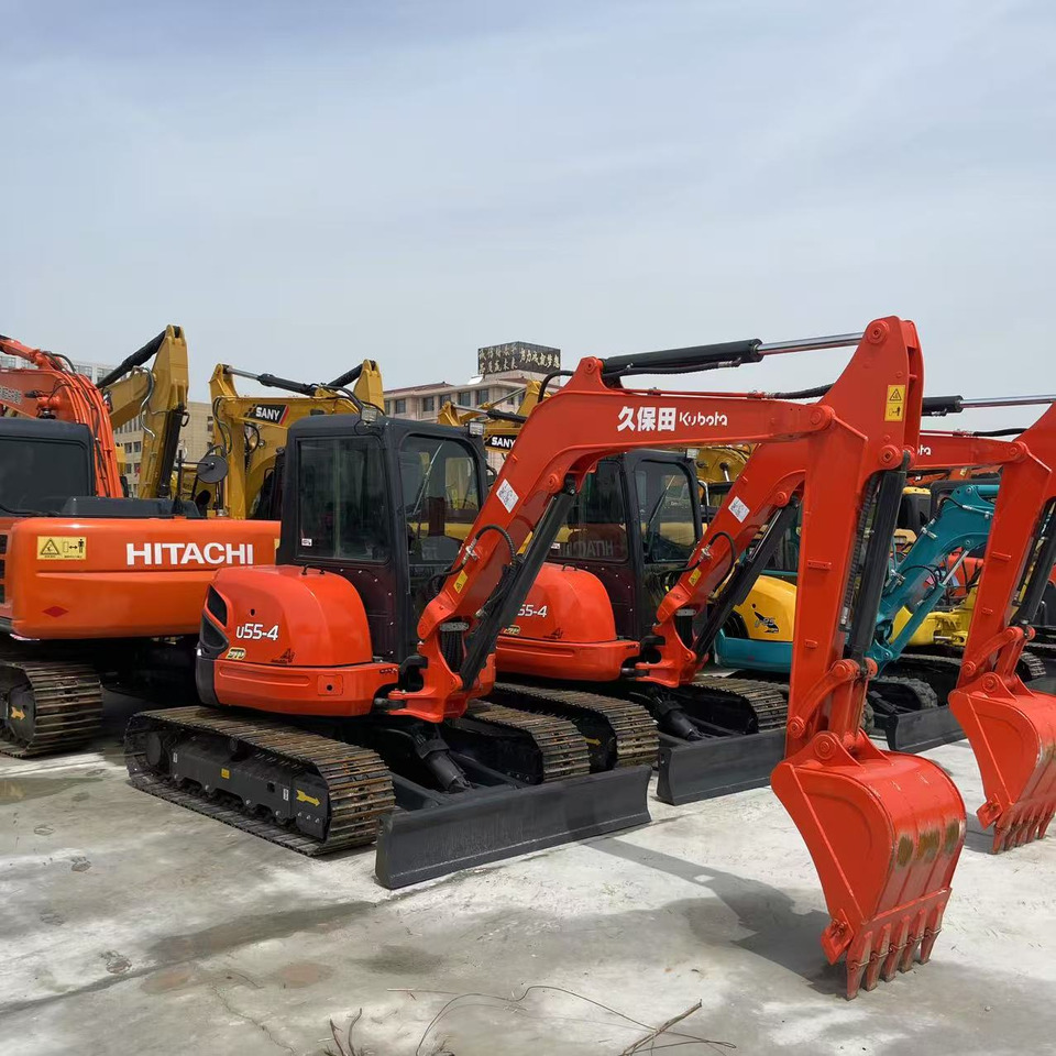 KOBELCO U55 - Excavadora de cadenas: foto 1 KOBELCO U55 - Excavadora de cadenas: foto 1