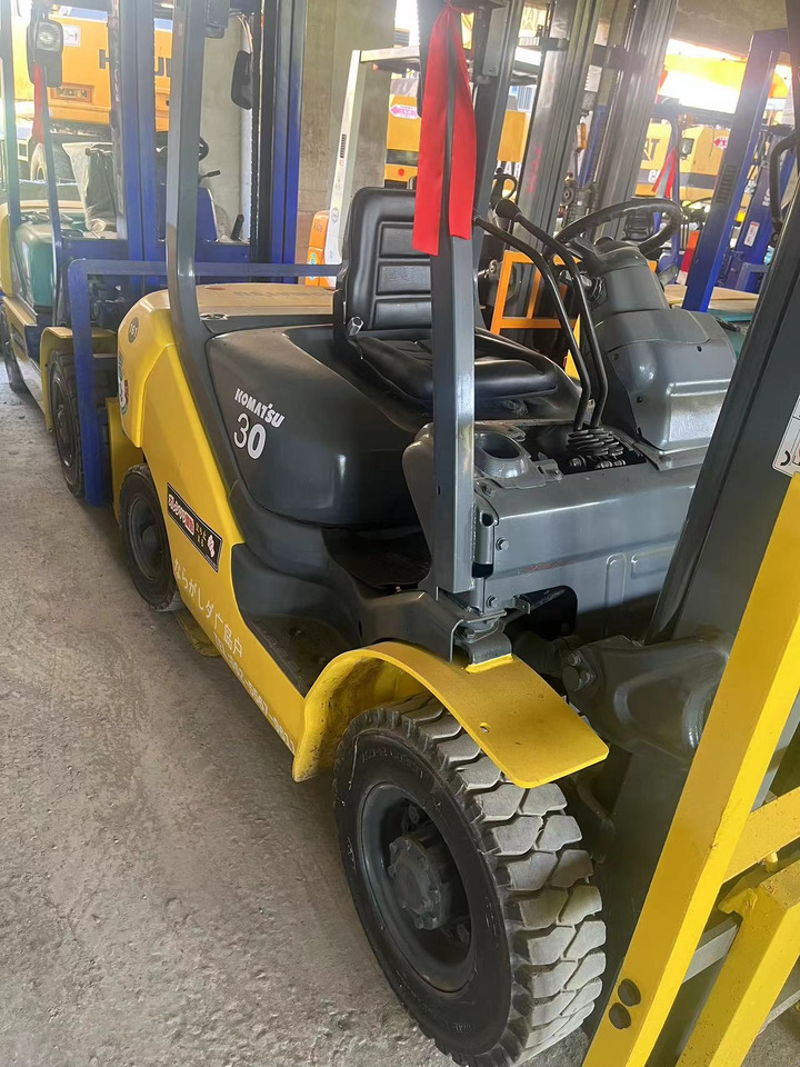 Komats FD30 Forklift Click for Discount - Carretilla elevadora diésel: foto 1 Komats FD30 Forklift Click for Discount - Carretilla elevadora diésel: foto 1