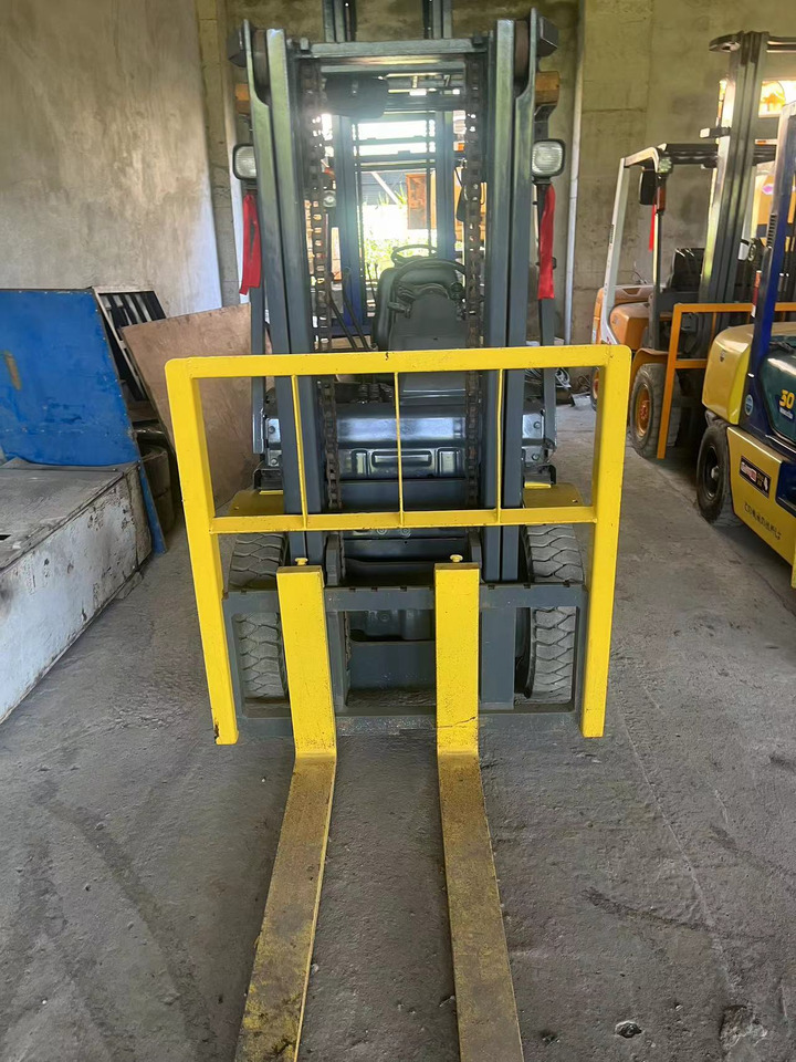 Komats FD30 Forklift Click for Discount - Carretilla elevadora diésel: foto 4 Komats FD30 Forklift Click for Discount - Carretilla elevadora diésel: foto 4