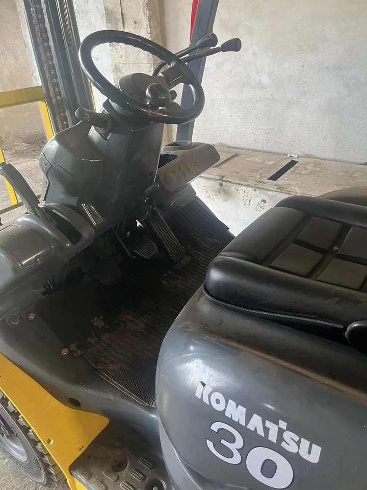 Komats FD30 Forklift Click for Discount - Carretilla elevadora diésel: foto 2 Komats FD30 Forklift Click for Discount - Carretilla elevadora diésel: foto 2