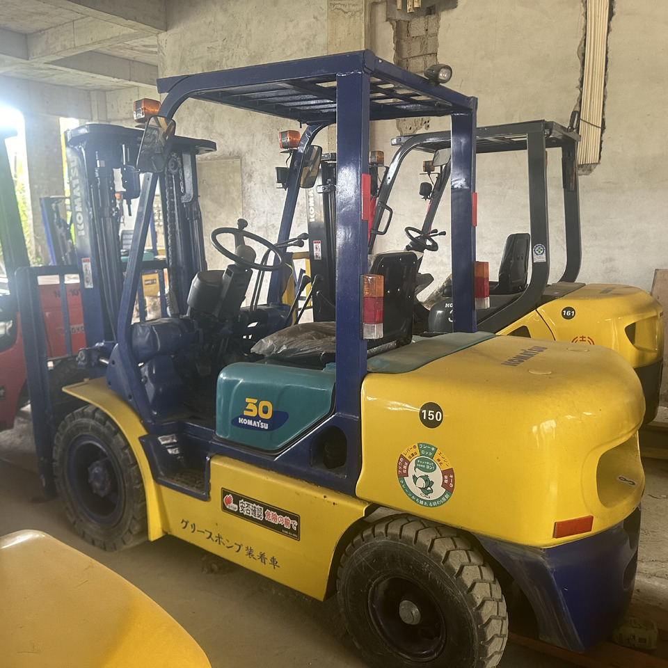 Komatsu FD30 Forklift Click for Discount - Carretilla elevadora diésel: foto 5 Komatsu FD30 Forklift Click for Discount - Carretilla elevadora diésel: foto 5