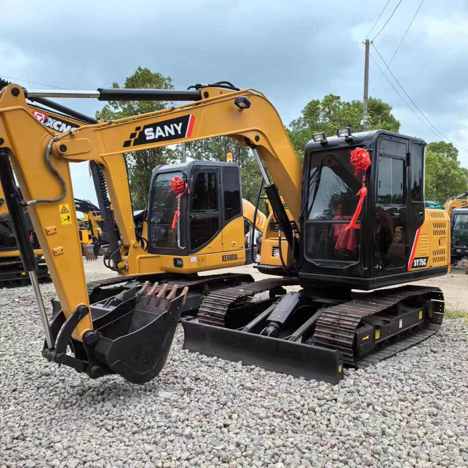 SANY SY75 Mini Excavator Click for Discount - Excavadora: foto 1 SANY SY75 Mini Excavator Click for Discount - Excavadora: foto 1