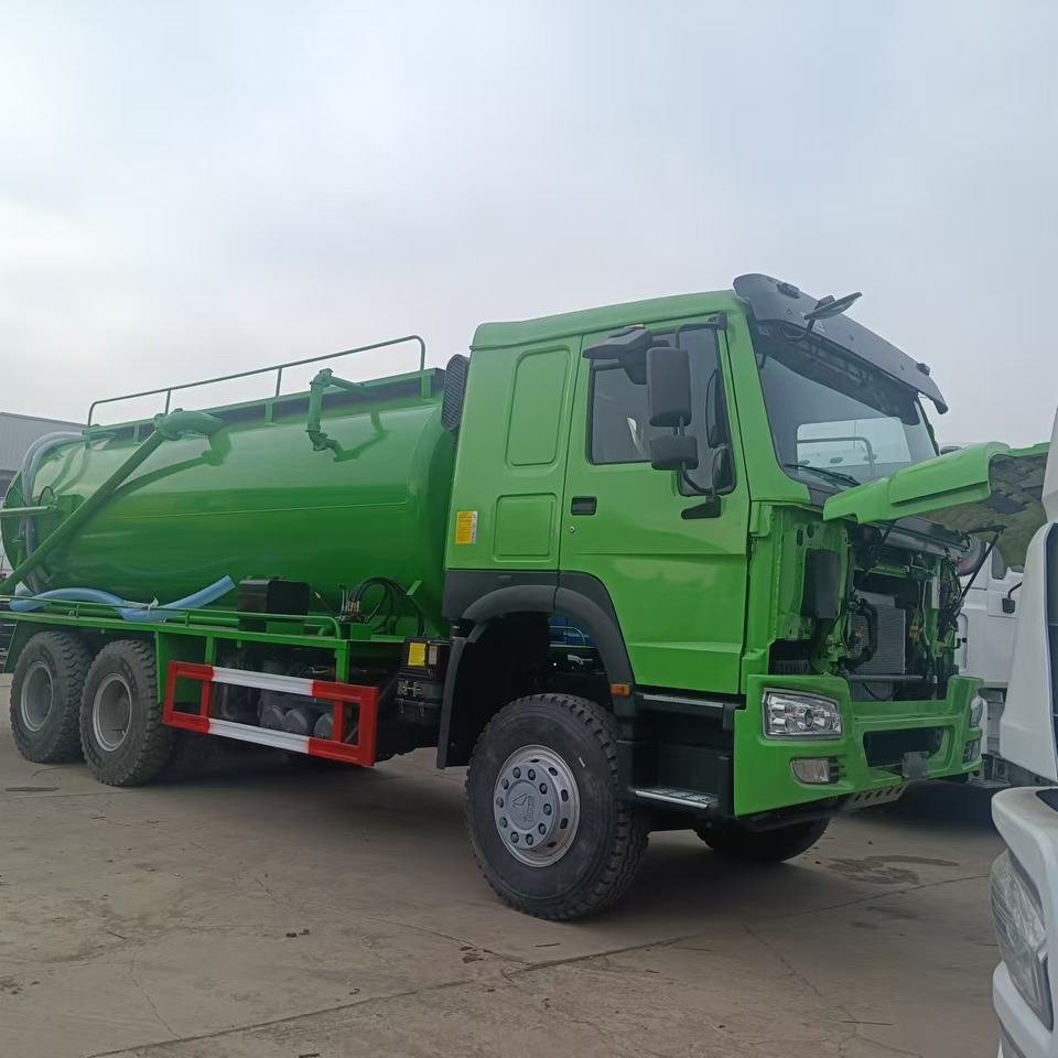 SINOTRUK HOWO Sewage Suction Truck 6*4 Click Here for Discount - Limpieza de alcantarillado: foto 5 SINOTRUK HOWO Sewage Suction Truck 6*4 Click Here for Discount - Limpieza de alcantarillado: foto 5