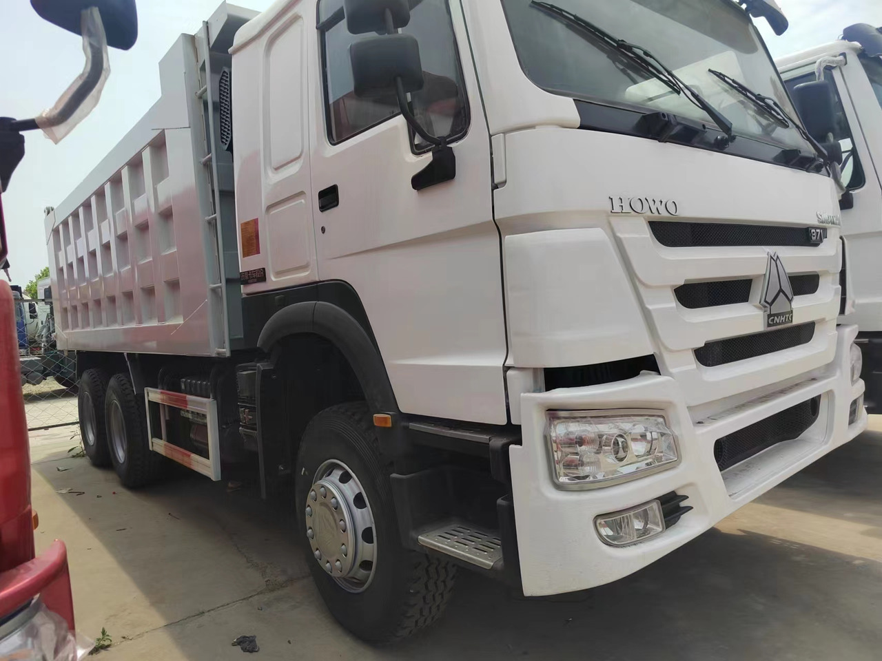 Sino HOWO 6x4 Dump Truck Click for Discount - Camión volquete: foto 5 Sino HOWO 6x4 Dump Truck Click for Discount - Camión volquete: foto 5