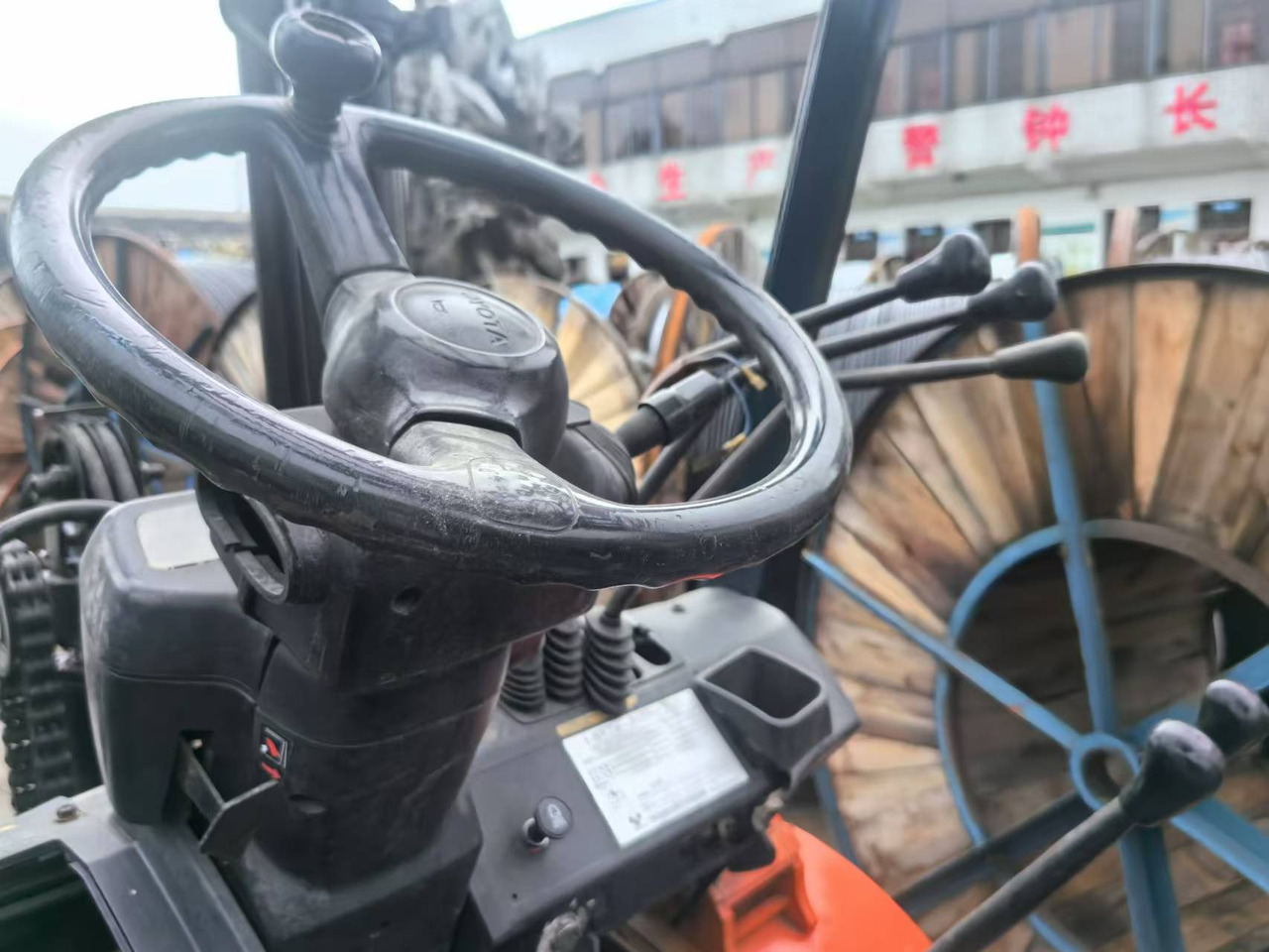 TOYOTA - Carretilla elevadora diésel: foto 5 TOYOTA - Carretilla elevadora diésel: foto 5