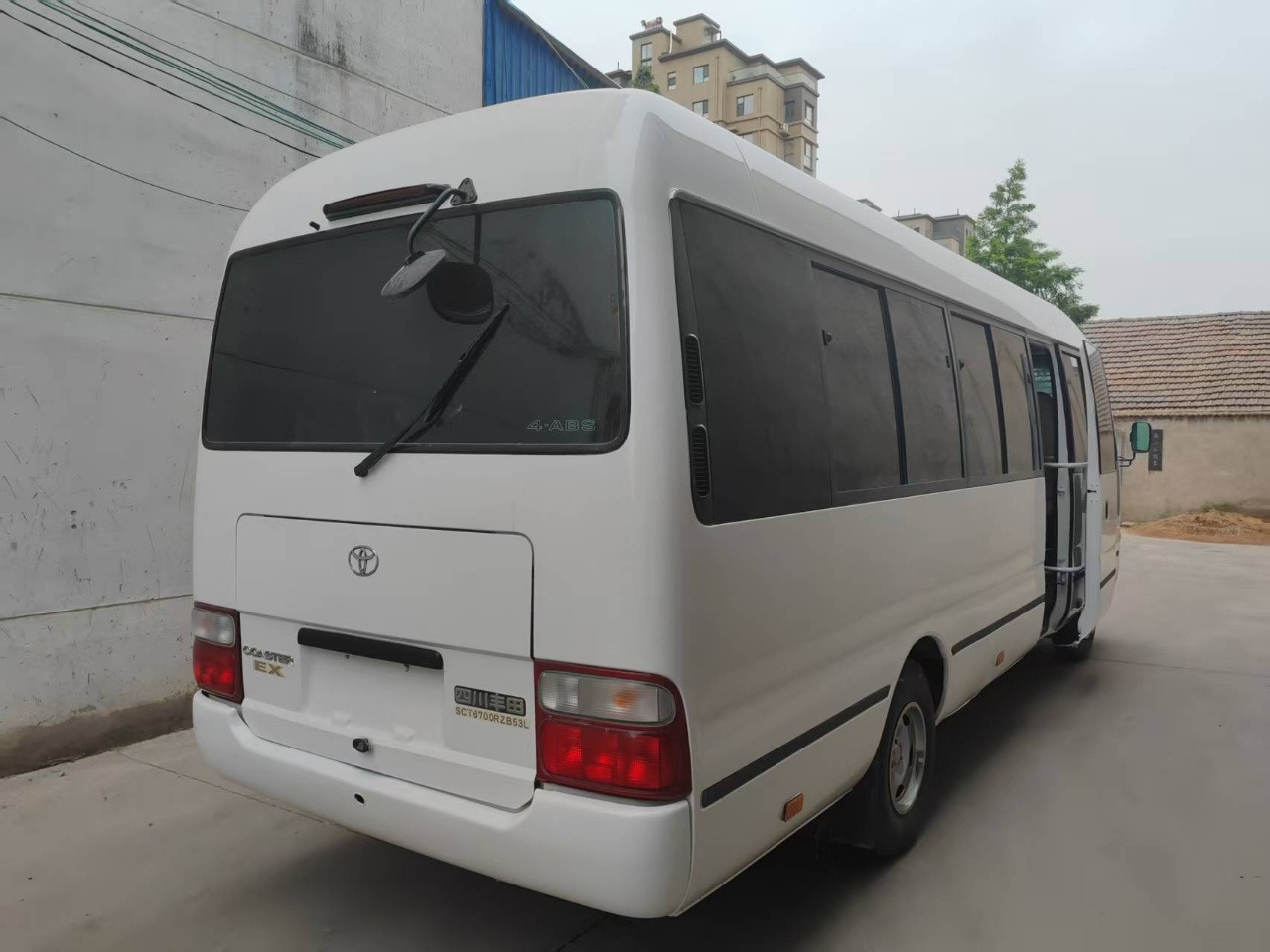 Minibús, Furgoneta de pasajeros TOYOTA Coaster: foto 6 Minibús, Furgoneta de pasajeros TOYOTA Coaster: foto 6