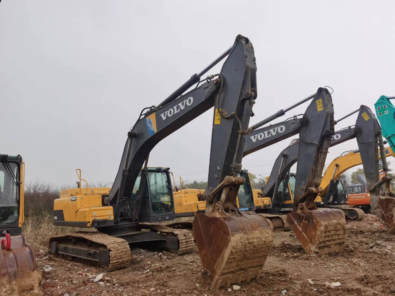 VOLVO EC250D - Excavadora de cadenas: foto 2 VOLVO EC250D - Excavadora de cadenas: foto 2