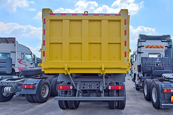 SINOTRUK Howo 400 10 Wheeler Tipper Truck for Sale in Côte d'Ivoire - Camión volquete: foto 4 SINOTRUK Howo 400 10 Wheeler Tipper Truck for Sale in Côte d'Ivoire - Camión volquete: foto 4