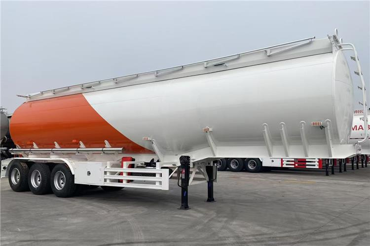TITAN 3 Axle 38000 Liters Oil Tanker Trailer for Sale In Tanzania - Semirremolque cisterna: foto 1 TITAN 3 Axle 38000 Liters Oil Tanker Trailer for Sale In Tanzania - Semirremolque cisterna: foto 1