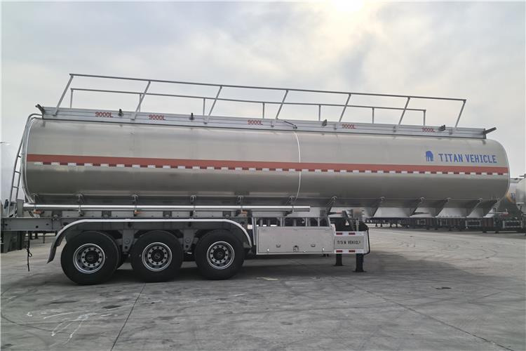 TITAN 3 Axle Aluminum Fuel Tanker Trailer for Sale In Costa Rica - Semirremolque cisterna: foto 3 TITAN 3 Axle Aluminum Fuel Tanker Trailer for Sale In Costa Rica - Semirremolque cisterna: foto 3