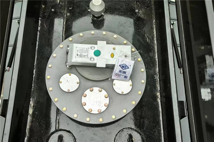 TITAN 3 Axle Bitumen Asphalt Tanker Trailer for Sale In Nigeria - Semirremolque cisterna: foto 4 TITAN 3 Axle Bitumen Asphalt Tanker Trailer for Sale In Nigeria - Semirremolque cisterna: foto 4