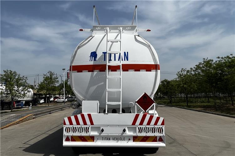 TITAN 3 Axle Fuel Tanker Trailer with 40000 Liters Capacity for Sale In Nigeria - Semirremolque cisterna: foto 2 TITAN 3 Axle Fuel Tanker Trailer with 40000 Liters Capacity for Sale In Nigeria - Semirremolque cisterna: foto 2