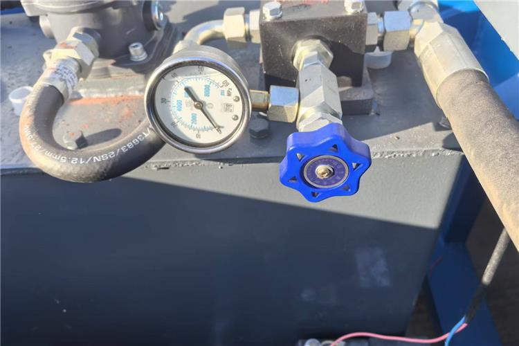 TITAN 4 Line 8 Axle Folding Gooseneck Trailer for Sale In Sudan - Semirremolque góndola rebajadas: foto 4 TITAN 4 Line 8 Axle Folding Gooseneck Trailer for Sale In Sudan - Semirremolque góndola rebajadas: foto 4