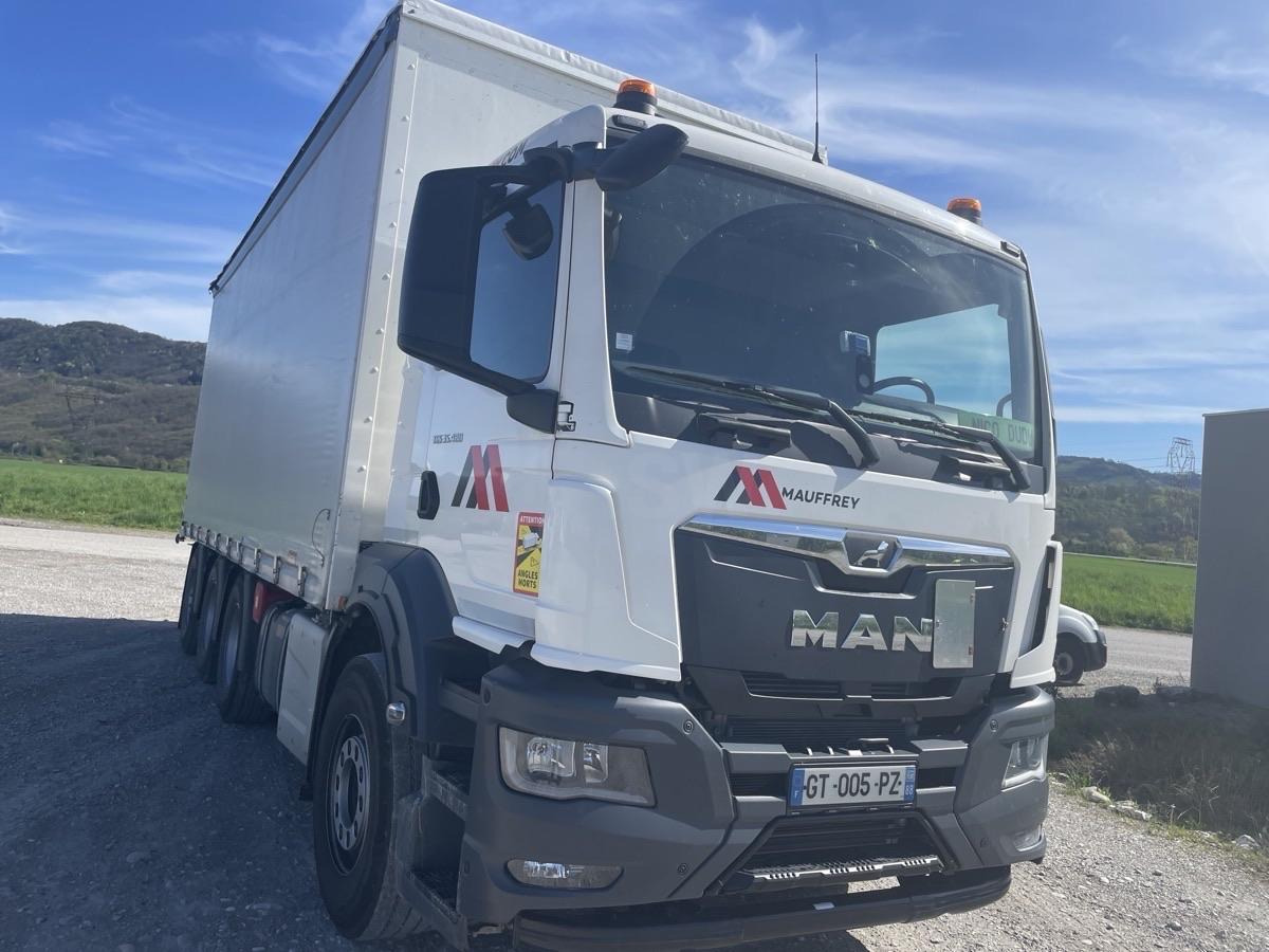 MAN TGS 35.480 - Camión lona: foto 1 MAN TGS 35.480 - Camión lona: foto 1