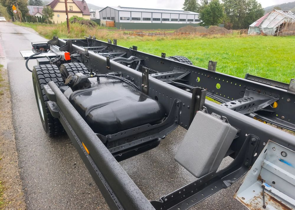 Mercedes-Benz Atego 1624 rama do zabudowy - Camión chasis: foto 4 Mercedes-Benz Atego 1624 rama do zabudowy - Camión chasis: foto 4