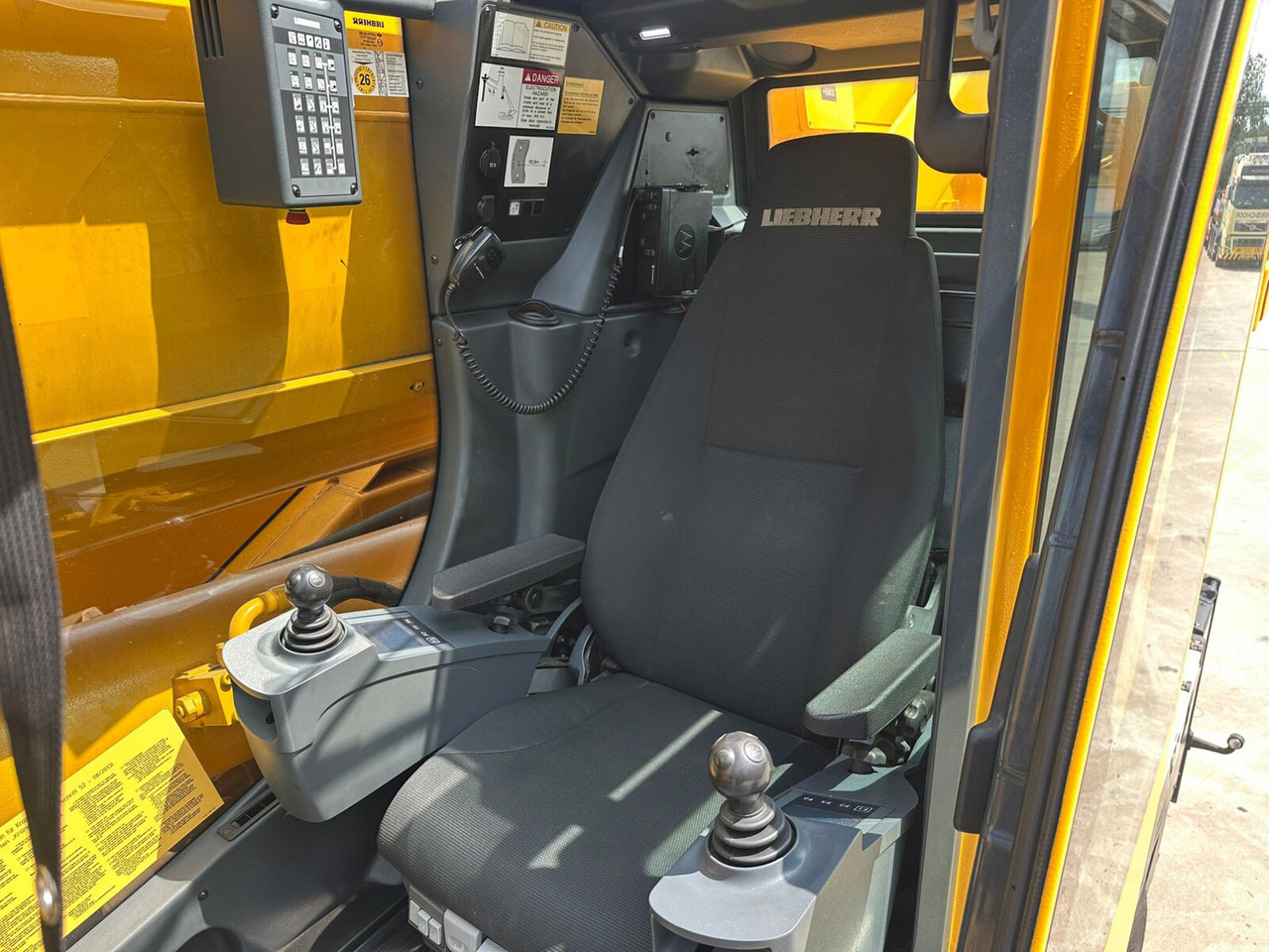 Autogrúa Liebherr Liebherr LTM 1070-4.2: foto 7