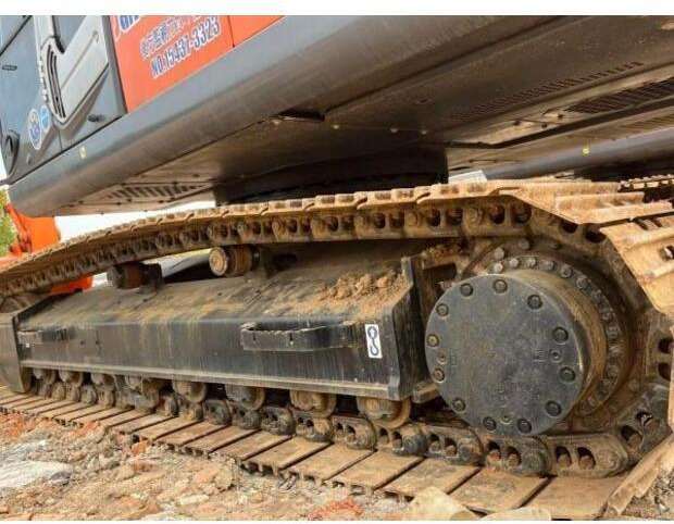 2023 Hitachi ZX240-3 - Excavadora de cadenas: foto 4 2023 Hitachi ZX240-3 - Excavadora de cadenas: foto 4