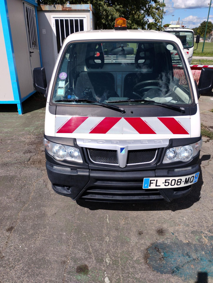 PIAGGIO PORTER 2 PLACES AVEC PLATEAU GENRE CTTE / DISPONIBL - Caja abierta furgoneta: foto 2 PIAGGIO PORTER 2 PLACES AVEC PLATEAU GENRE CTTE / DISPONIBL - Caja abierta furgoneta: foto 2
