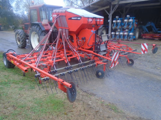 Kuhn MEGANT 600 - Sembradora: foto 1 Kuhn MEGANT 600 - Sembradora: foto 1