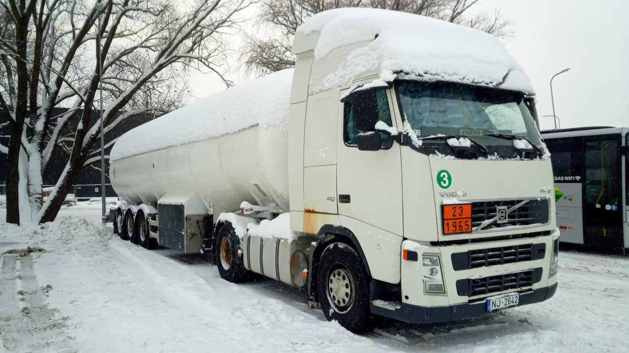 LPG ADR unit for sale. VOLVO truck FH sold together with semi-trailer gas tanke - Cabeza tractora: foto 1 LPG ADR unit for sale. VOLVO truck FH sold together with semi-trailer gas tanke - Cabeza tractora: foto 1