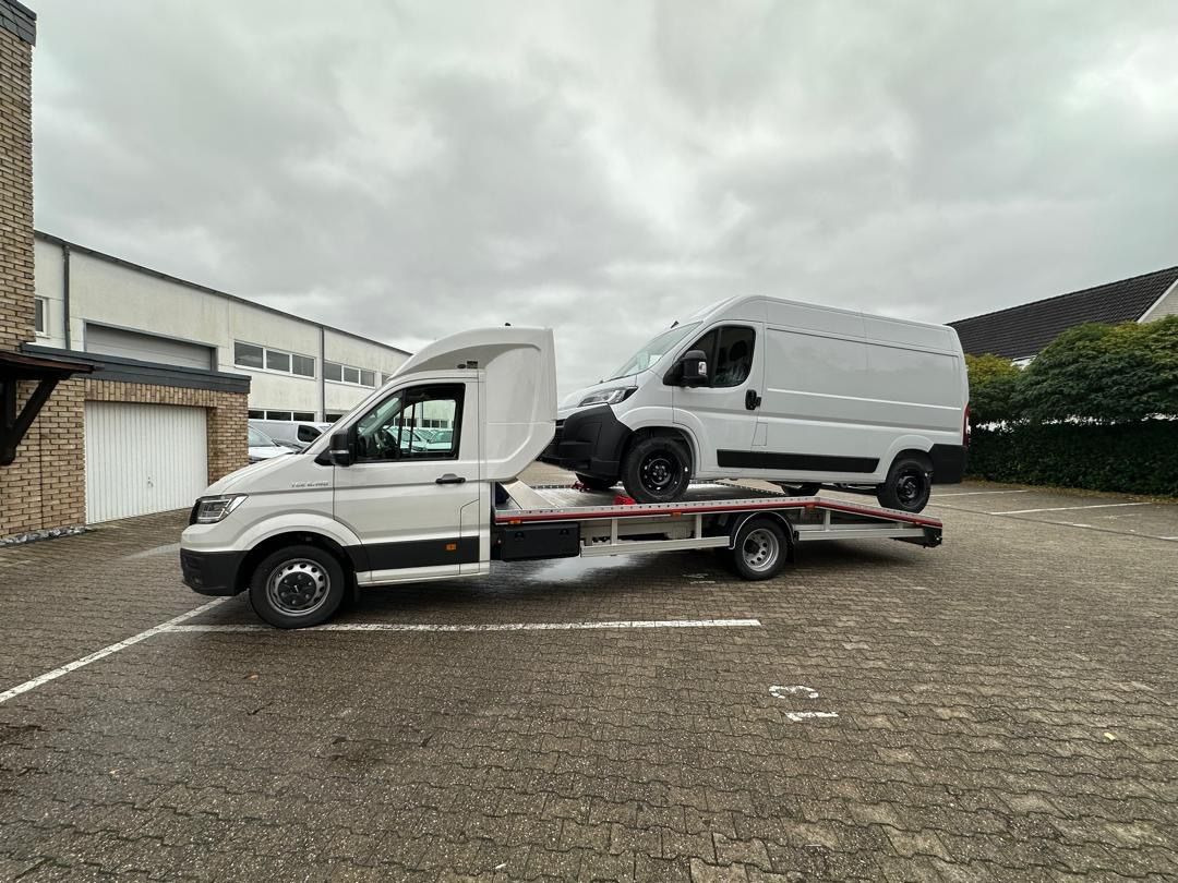 MAN TGE 6.160 Automatic Schlafkab Sofort Verfügbarba - Camión portavehículos: foto 4 MAN TGE 6.160 Automatic Schlafkab Sofort Verfügbarba - Camión portavehículos: foto 4